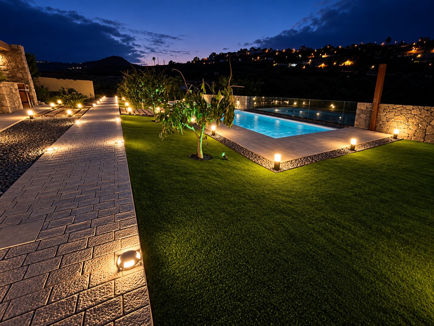 Mayorazgo, espacio libre · piscina, jardín y cocina exterior en Telde